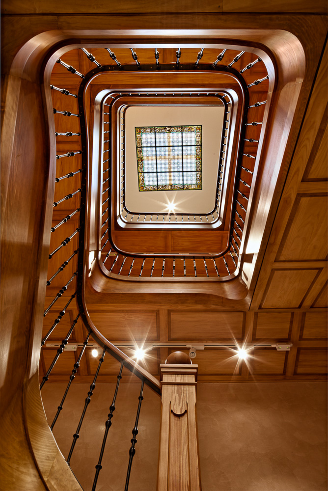 fotografía arquitectura interiorismo escalera auditorio abanca santiago